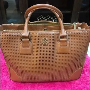 Tory Burch Purse / wallet